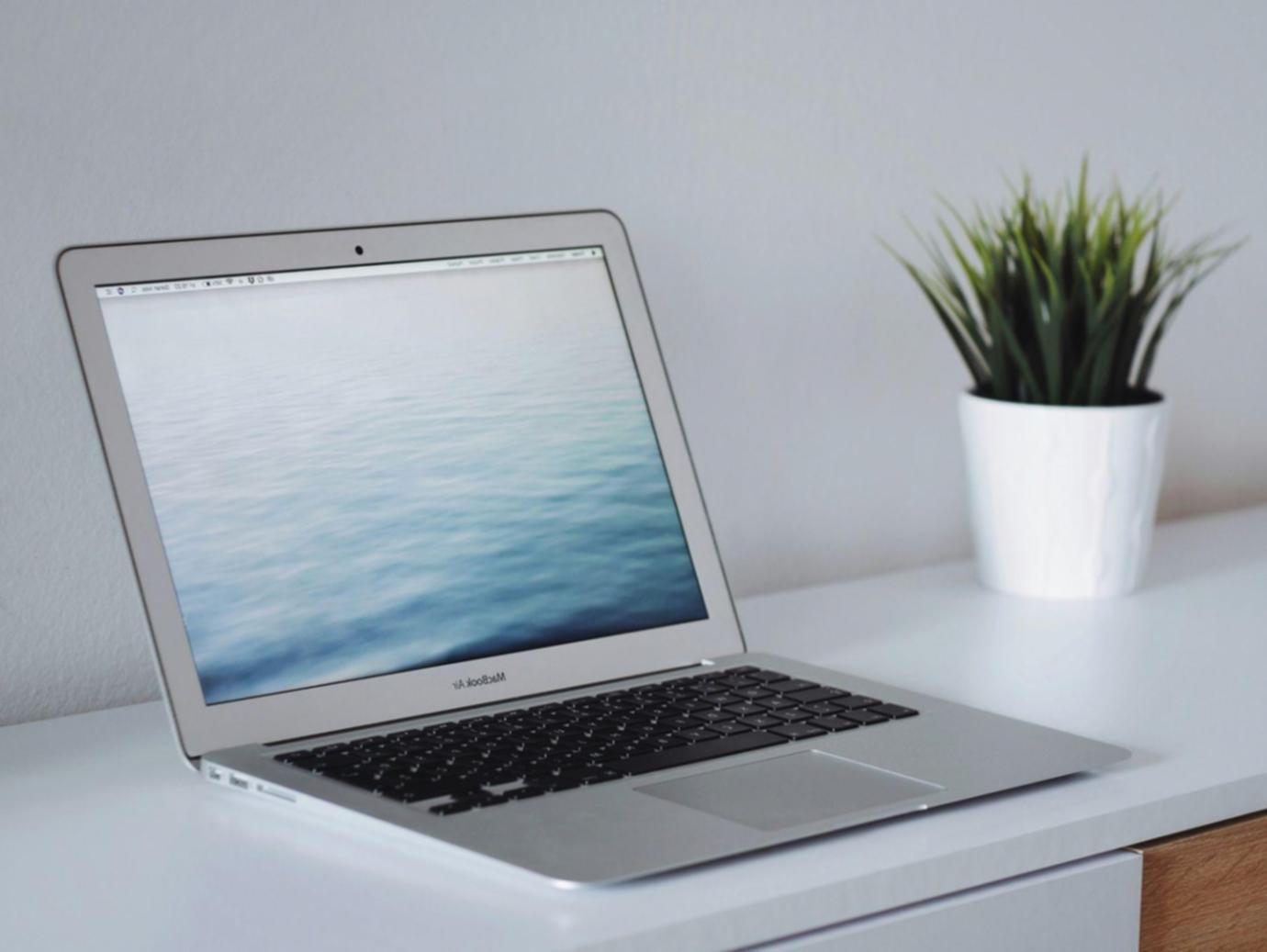 Kollaborative Arbeitsumgebung mit Finanzanalysten bei der gemeinsamen Modellentwicklung